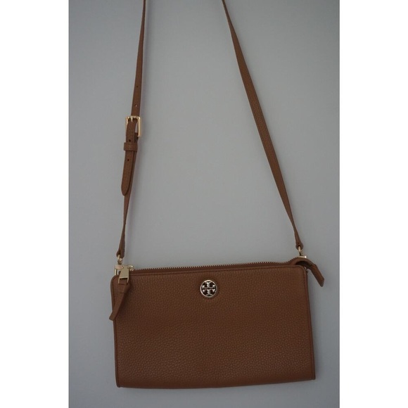 Tory Burch Handbags - EUC Tory Burch Tan Clutch Purse